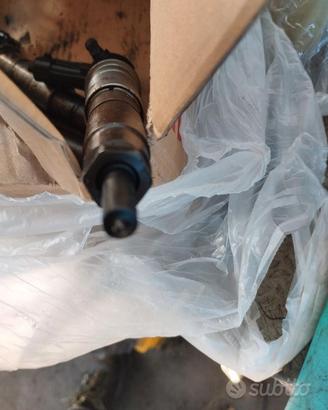 Pompa e iniettori koleos M9R 2010 0445115 084