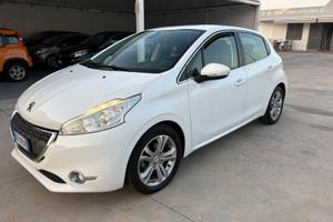 PEUGEOT 208 5P Allure (60 kw)
