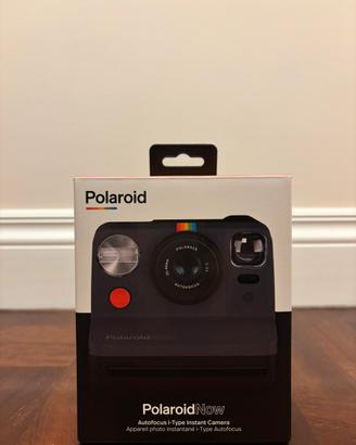 Polaroid Now Black