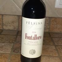 bottiglia di vino rosso 