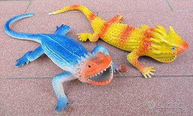 lucertole di gomma, 5 euro l'una