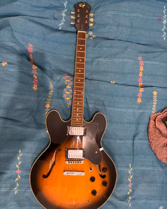 Epiphone ES335