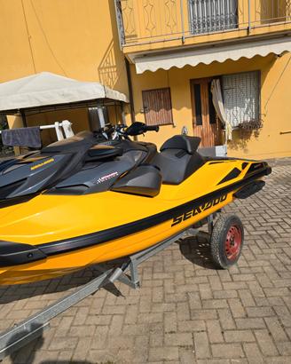moto d'acqua  sea doo rxp x