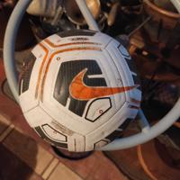 pallone nike