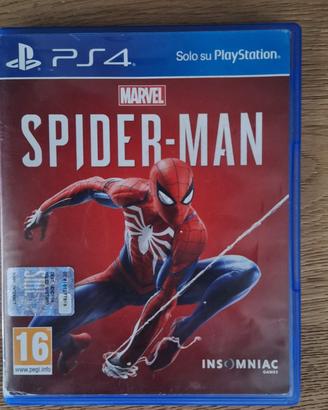 Gioco playstation 4 spiderman