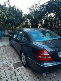 Mercedes e220