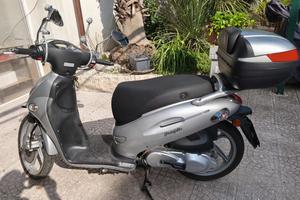 Scooter kymco 150