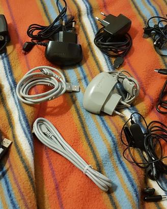 Caricatori cavi USB cuffie Samsung