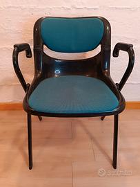 sedia dorsal design piretti = euro 15