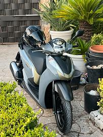 Sh 300