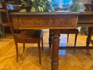 Tavolo quadrato allungabile e 4 sedie