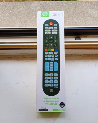 telecomando universale per tv LCD/LED 