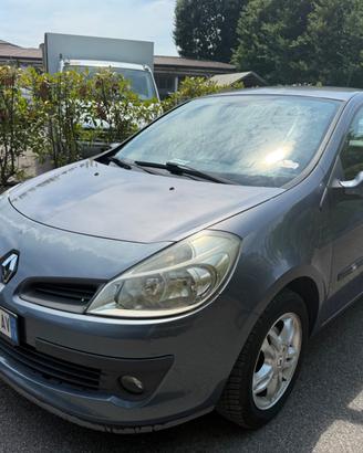 Renault Clio 1.4 16V 5 porte Dynamique