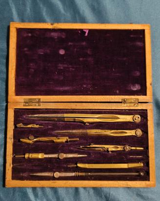 Antico set strumenti da disegno tecnico in ottone