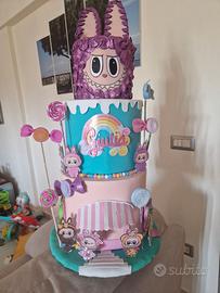 torta labubu contenitiva per compleanno e onomasti
