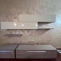 Mobile tv, mensole e contenitori