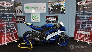 Yamaha YZF R6 MODELLO 2006 - RACING
