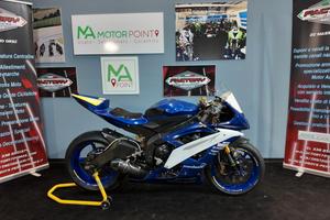 Yamaha YZF R6 MODELLO 2006 - RACING