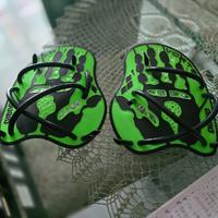 Palette sagomate per nuoto