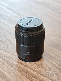 Panasonic Lumix G Macro 30mm f/2.8 ASPH Mega O.I.S