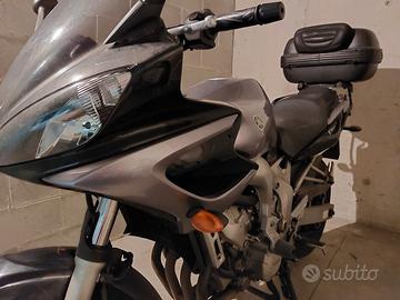 Yamaha FZ6-S (Fazer)