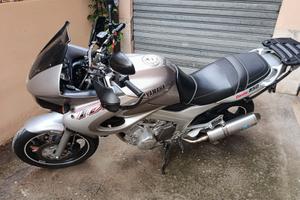 Yamaha TDM 850