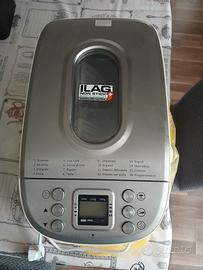 impasta e cuoce il pane