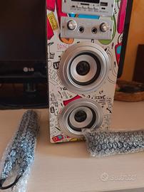 Radio bluetooth con microfoni