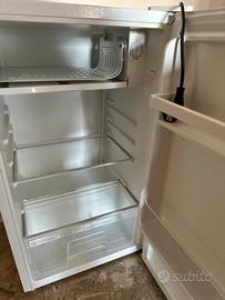 Frigo sotto tavolo AKAI