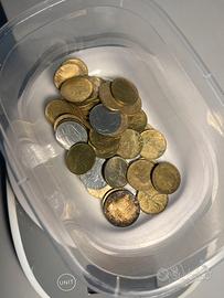 Lotto da 160g di monete da 20 lire Italia