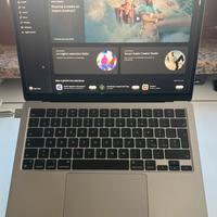 MacBook Air M2 13” 2022 - 8GB RAM / 256GB SSD
