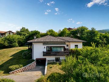 Villa indipendente con giardino e terrazza