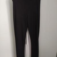 Pantaloni neri skinny