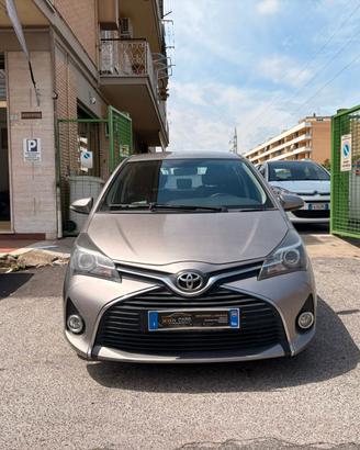 Toyota Yaris 1.0 5 porte Lounge