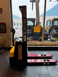 Sollevatore a timone HYSTER S12E