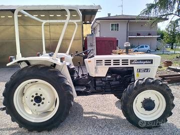 Trattore agricolo Lamborghini 530 B DT