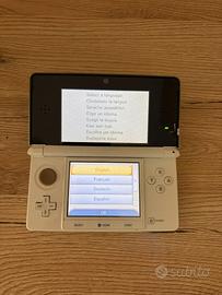 Nintendo 3DS Bianco + Caricatore e Accessori