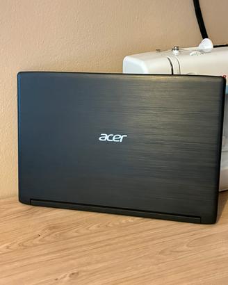 Notebook Acer Aspire 3 15.6" i3/8GB RAM/512G SSD