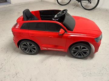 Macchina elettrica bambini Audi Q8