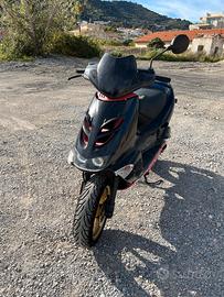 Aprilia SR 50 '00 carb ex Ditech