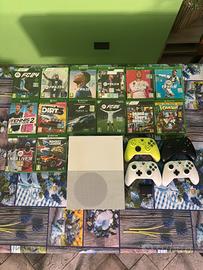 xbox one bianca con 4 controller e 18 giochi