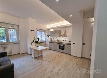 AMPIO BILOCALE LUMINOSO COMPLETAMEMTE RISTRUTTURAT