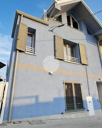 CASA INDIPENDENTE A MISANO ADRIATICO