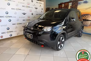 FIAT Panda Cross 1.0 Hybrid *DISPLAY COLORI