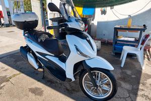 Piaggio Beverly 400 hpe