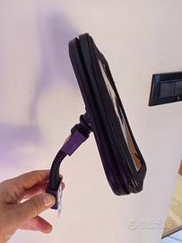 Custodia stagna per smartphone con supporto