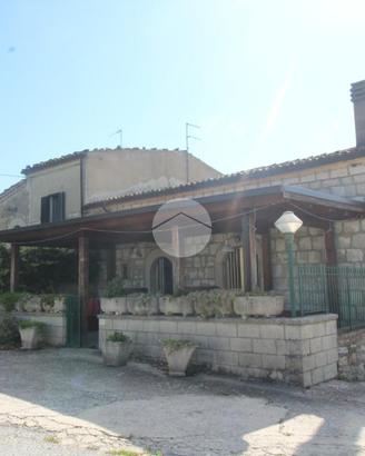 PORZIONE DI BIFAMILIARE A FERRAZZANO