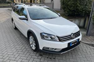 Passat Alltrack 2.0 TDI 4 Motion 177CV