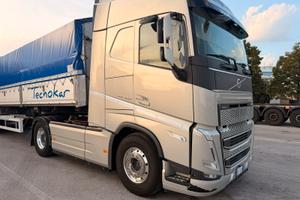 Trattore stradale Volvo FH500