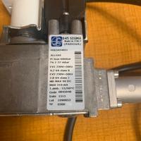 Valvola Sit sigma 845 per caldaia.